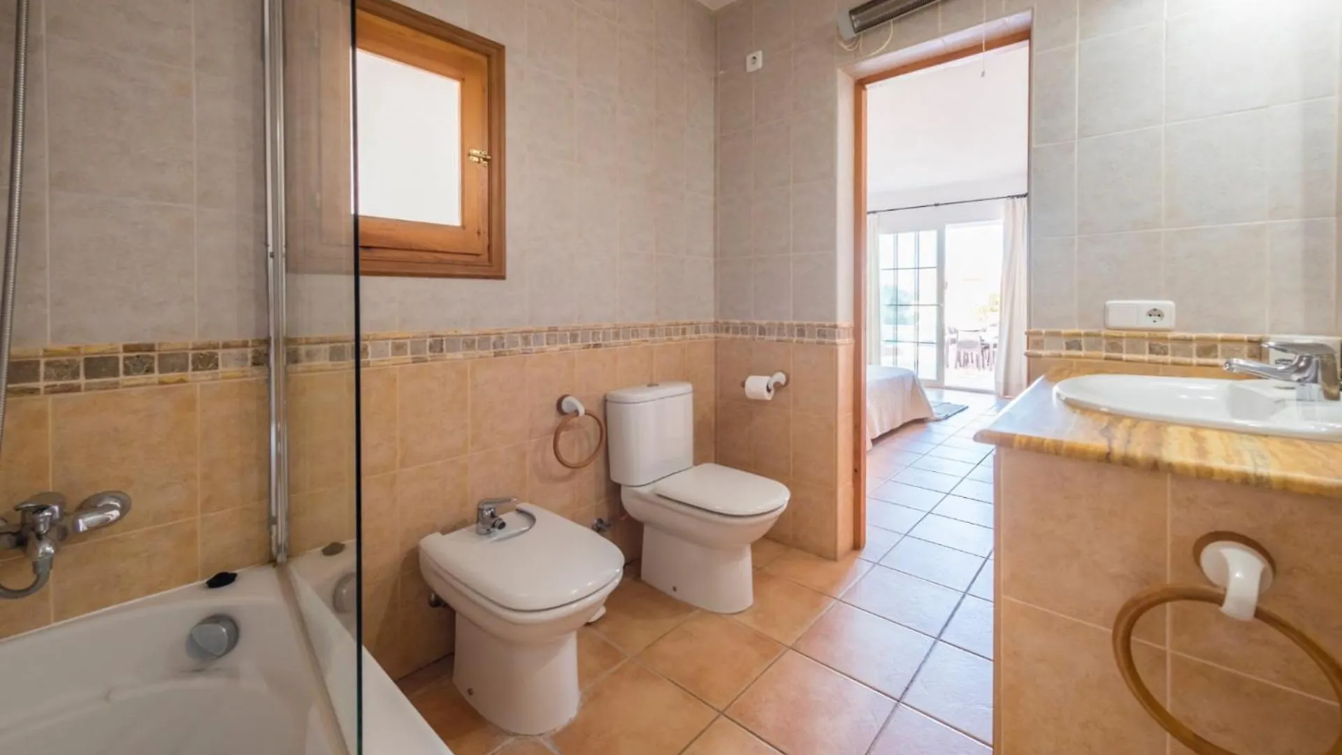 Villa Can Petrus, Con Piscina Y Wifi Gratis Sant Antoni de Portmany
